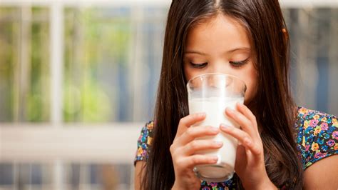 chicas en cel. . Leche porn